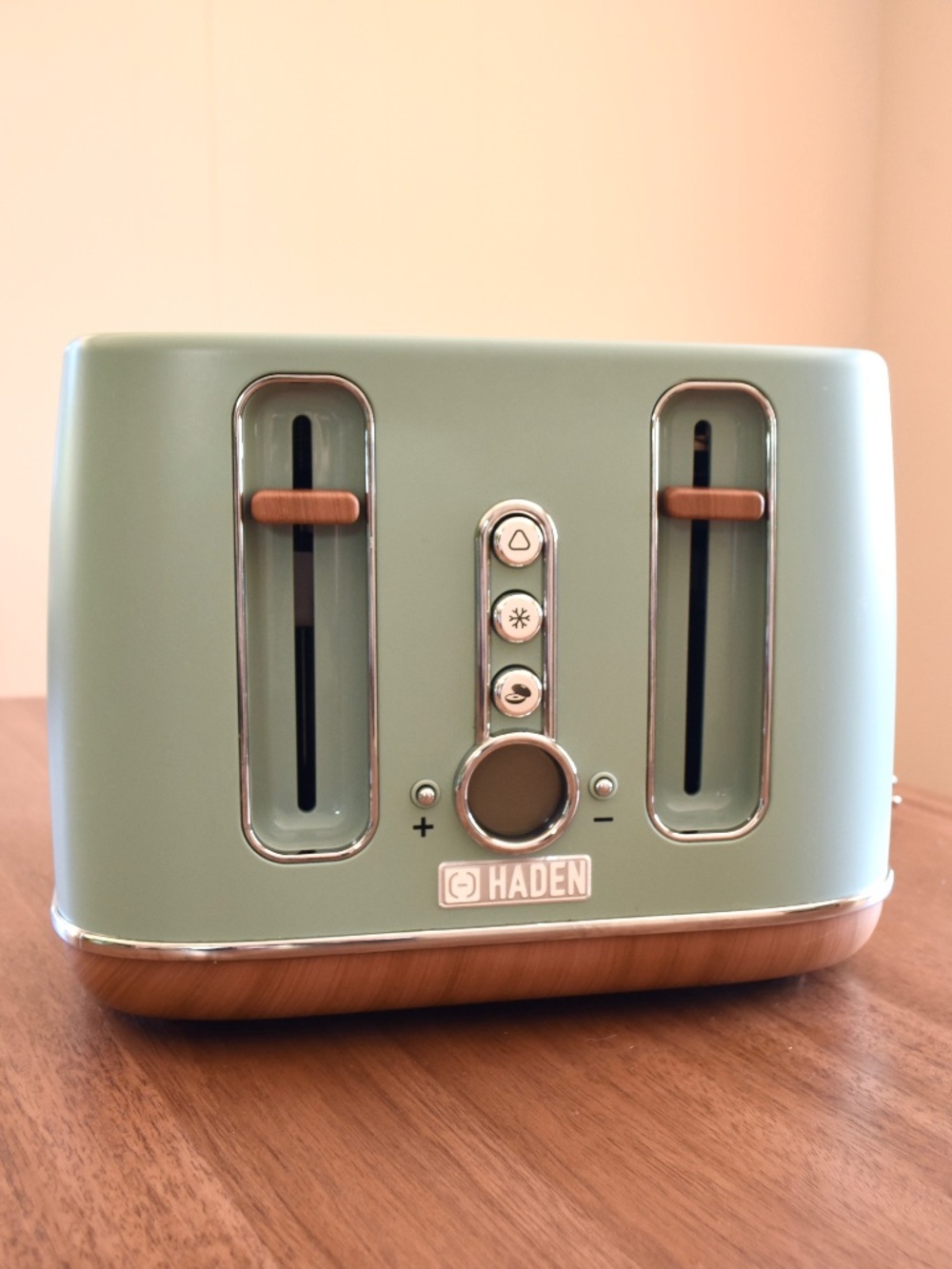 Haden Dorchester 4-Slice Retro Toaster - Sage Green